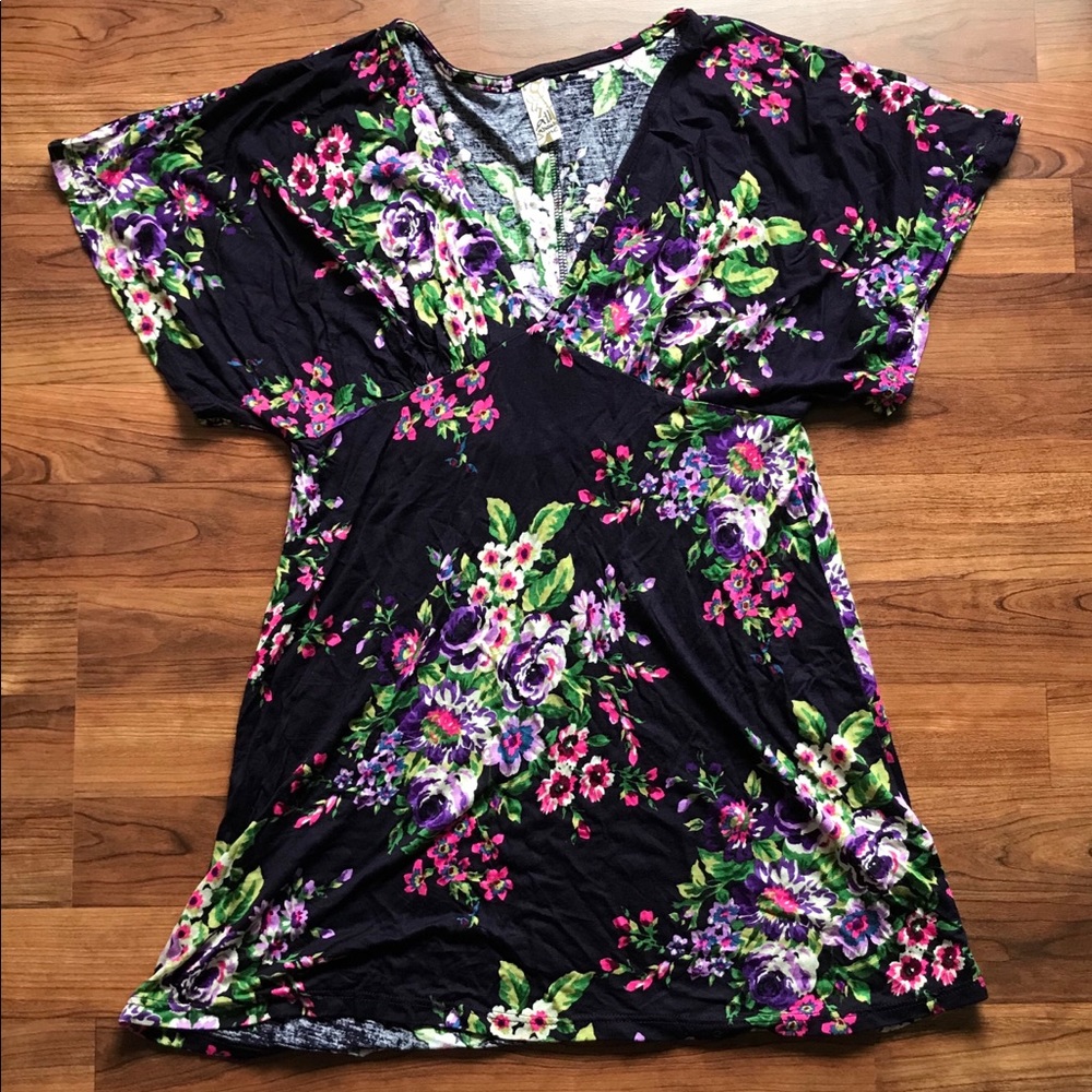 Purple floral top large